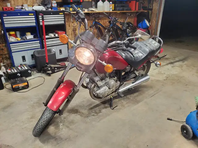 Yamaha XS400 DOHC 6 speed, UNDER 10k! more HP than Shadow 750 in Street, Cruisers & Choppers in Swift Current - Image 4