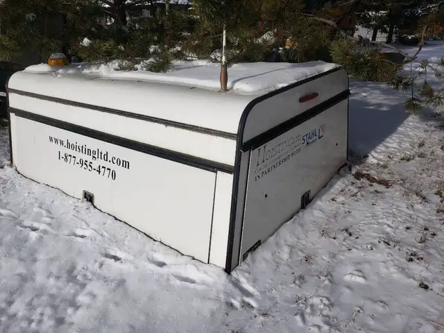 TRUCK TOPPERS 8FT in Other Parts & Accessories in Edmonton - Image 2