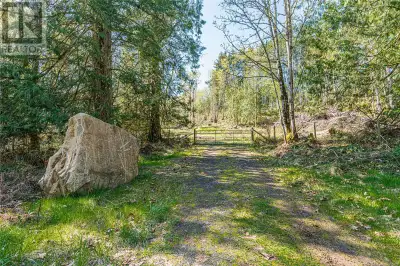 Experience Salt Spring Island's beauty with this 23-acre jewel on desirable Beddis Road! Boasting ea...