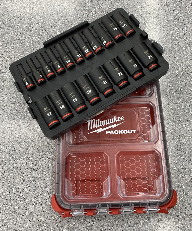 Milwaukee 19 Piece 3/8" Drive Impact Socket Set 49666801 Hand Tools City of Toronto Kijiji