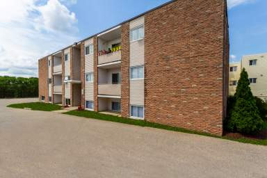 2 Bedroom Apartment in Guelph - Great Location! in Long Term Rentals in Guelph - Image 2