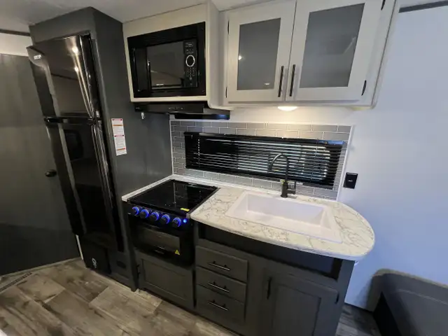 2024 Dutchmen Aspen Trail LE 25BH Bunks - Camper Travel Trailer in Travel Trailers & Campers in Winnipeg - Image 11