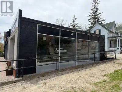 Rare Opportunity To Lease A Stand Alone Corner Commercial Building In A Prime Vaughan Location. Offe...