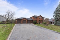 5 Bed East Gwillimbury Must See!
