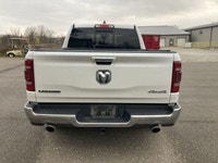 This Ram 1500 has a strong Gas V-8 5.7 L engine powering this Automatic transmission. Only 32,655 Mi... (image 5)