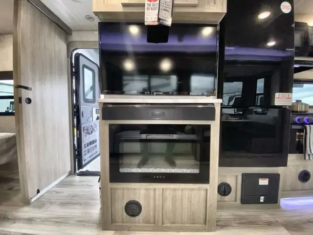 2025 EAST TO WEST Alta 3150KBH in Travel Trailers & Campers in Bedford - Image 36