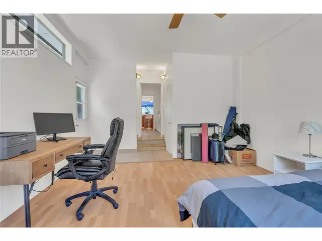 4589 Lakeside Road Penticton, British Columbia in Houses for Sale in Penticton - Image 18