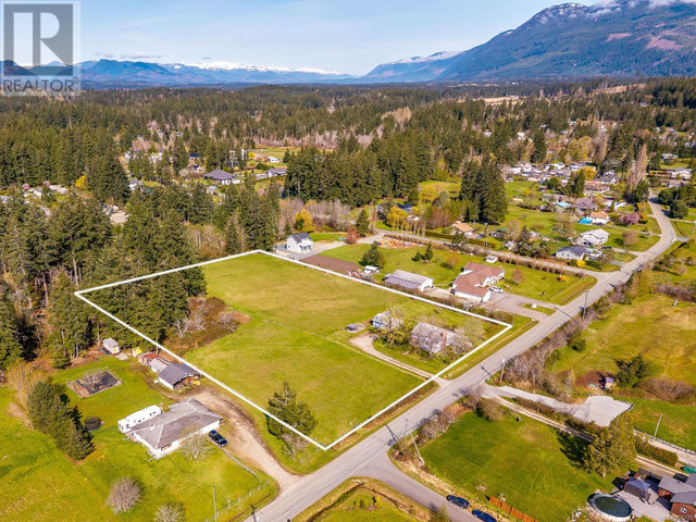 5670 Grandview Rd Port Alberni, British Columbia in Houses for Sale in Port Alberni