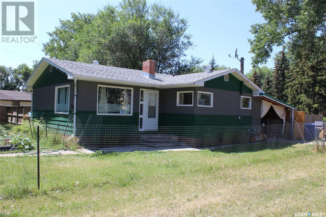 306 Clay STREET Eastend, Saskatchewan in Houses for Sale in Swift Current