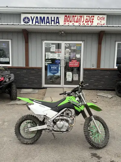 This unit is up and running and ready to ride, its in great shape and has been rode this summer runs...