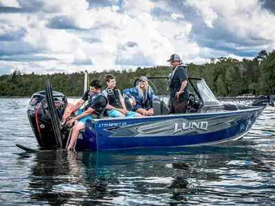 Bay Marine Sales 2026 Lund 1775 Impact XS Sport, White Bottom/Acc/Black Bottom Mercury 115 pro xs 4...