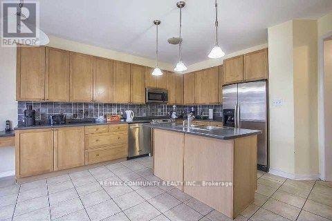 MAIN FLOOR - 11 HORSETAIL STREET Markham (Cornell), Ontario 5