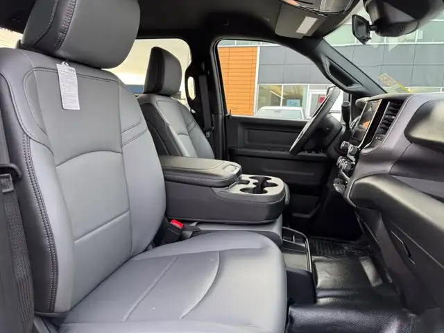 2026 Ram 3500 Tradesman | Apple CarPlay | Back Up Camera in Cars & Trucks in Edmonton - Image 20