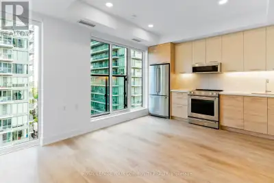 3310 - 200 REDPATH AVENUE Toronto (Mount Pleasant East), Ontario