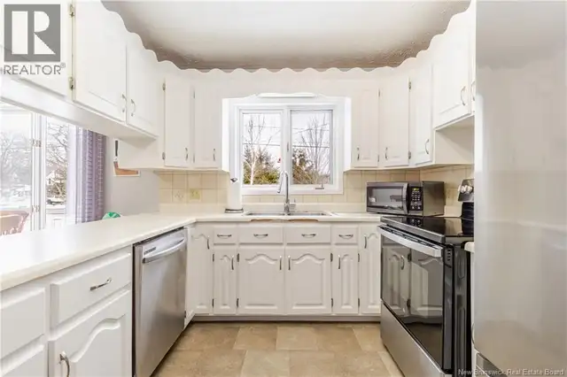 99 Route 107 Nashwaak Bridge, New Brunswick in Houses for Sale in Fredericton - Image 13