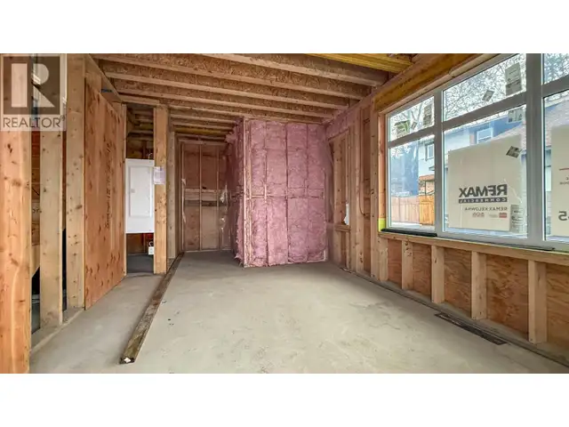 704 Cliff Avenue Enderby, British Columbia in Commercial & Office Space for Rent in Prince Rupert - Image 10