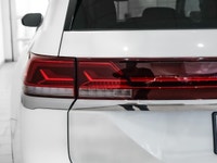3RD ROW SEAT * BLIND SPOT MONITOR * LANE DEPARTURE WARNING * PANORAMIC SUNROOF * NAVIGATION SYSTEM *... (image 7)