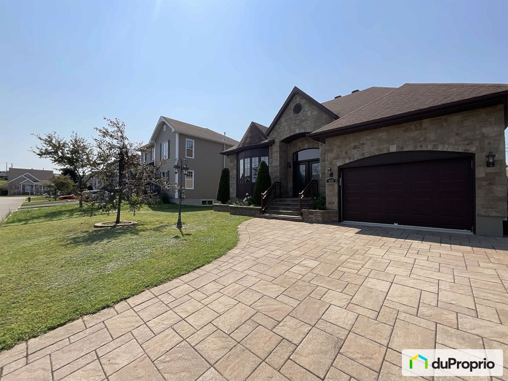 $695,000 - Bungalow for sale in Rimouski (Rimouski) — photo 2