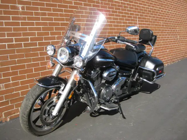 2010 YAMAHA V-STAR 950 TOURER in Street, Cruisers & Choppers in City of Toronto - Image 11