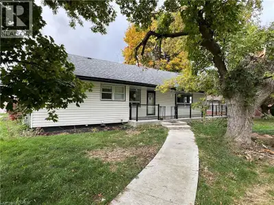 Great opportunity for a rare spacious bungalow situated on a 0.89 AC lot situated between Hamilton a...