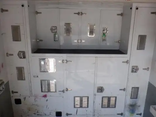 2012 Ford F-550 4x4 Crew Cab Service Truck with Shelving in Heavy Trucks in Edmonton - Image 81