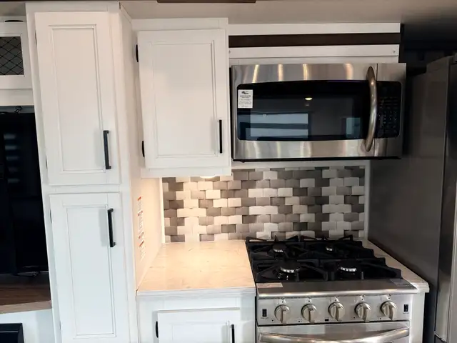 2022 Forest River CRUSADER 382 MBH in Travel Trailers & Campers in St. Albert - Image 23