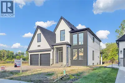 COMPLETED MODEL AVAILABLE FOR SALE W IMMEDIATE POSSESSION ! WELCOME TO SIGNATURE HOMES WINDSOR NEWES...