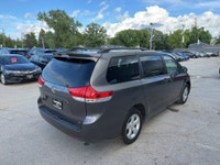 BC Vehicle with only 199,000 KM!This Sienna LE is clean inside and out and drives excellent. A perfe... (image 9)