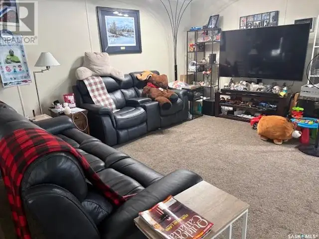 17 1703 Bedford DRIVE La Ronge, Saskatchewan in Houses for Sale in La Ronge - Image 4