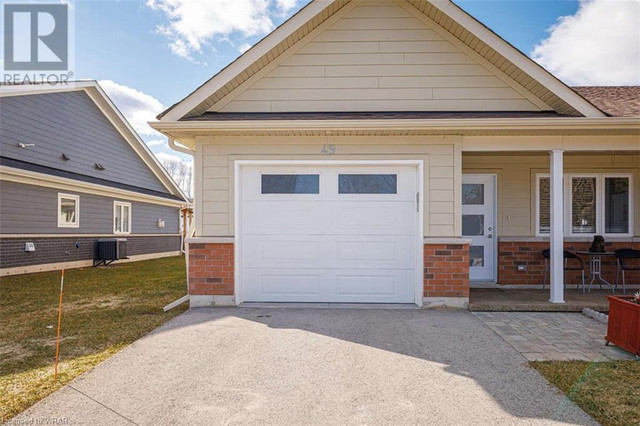 49 NAPIER Street Thornbury, Ontario in Houses for Sale in Owen Sound - Image 2