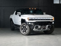 ***QUALIFY FOR A 4 YEAR WARRANTY ON OUR VEHICLES TODAY!!! Vehicle Options Include: Panoramic Sunroof... (image 1)