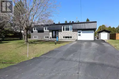 Income Property Opportunity - Live In, Rent Out, or Invest? Welcome to this versatile and exceptiona...