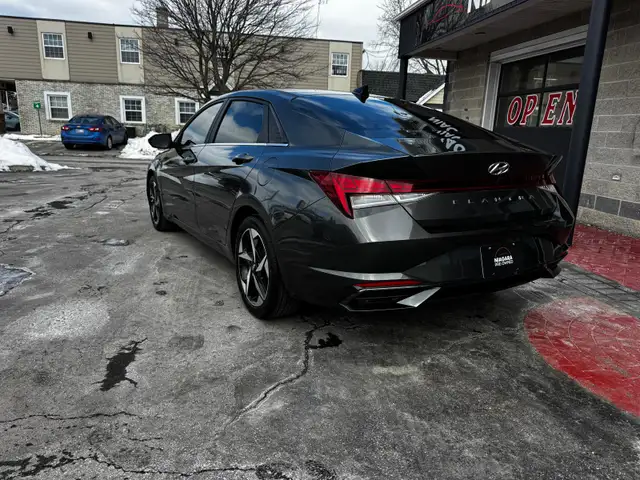 2023 Hyundai Elantra in Cars & Trucks in St. Catharines - Image 4