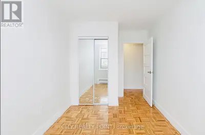 ***ONE MONTH FREE!*** Newly Renovated BRIGHT and Spotless clean 2 Bedroom Apartment in a NICE Quiet...