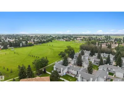 A first home with room to breathe, at an affordable price! This inviting townhouse pairs practical u...