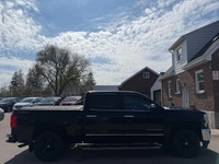Looking for a powerful and luxurious pickup truck that can handle anything you throw its way? Feast... (image 8)