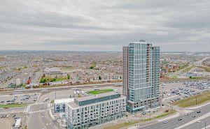 Beautiful 2 Bedroom 2 Bath Condo Right Next to Mount Pleasant GO in Long Term Rentals in Mississauga / Peel Region