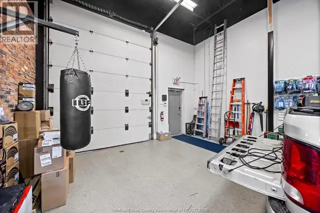 4510 RHODES Unit# 330 Windsor, Ontario in Commercial & Office Space for Rent in Windsor Region - Image 15