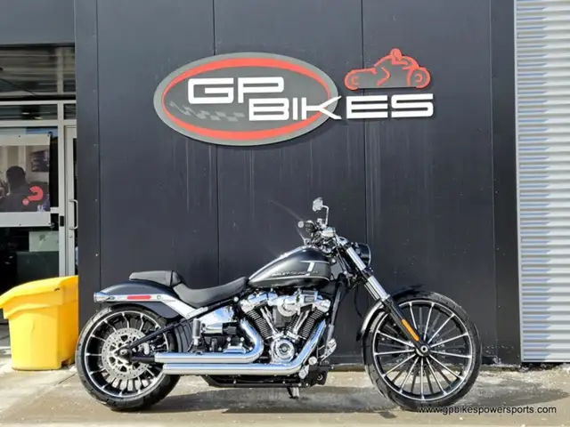 2023 Harley-Davidson Softail FXBR Breakout 117 in Sport Touring in Oshawa / Durham Region - Image 3