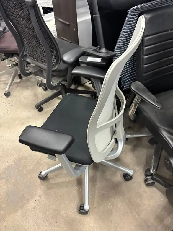 Haworth Zody Chair-Haworth Very Office Chair!62863732877057122