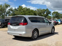 | GPS Navigation | Apple CarPlay/Android Auto | Power Liftgate | Heated Steering Wheel | ParkView Re... (image 4)