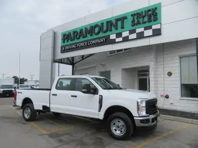6.8L V8 GAS ENGINE, 10 SPEED AUTO TRANS, A/C, AM/FM STEREO WITH BLUETOOTH, POWER WINDOWS & LOCKS WIT...