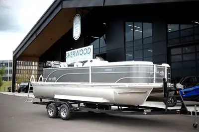 2024 SUNCATCHER SELECT 22RF 2025 YAMAHA VF115LB ENGINE 2024 TANDEM AXLE BUNK TRAILER Factory Options...