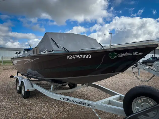 2015 KingFisher 2175 Torrent in Powerboats & Motorboats in Edmonton - Image 5