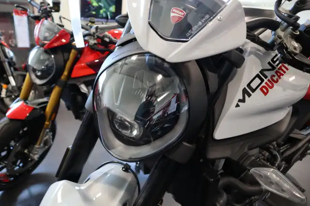 2025 Ducati Monster Plus in Street, Cruisers & Choppers in Edmonton - Image 8