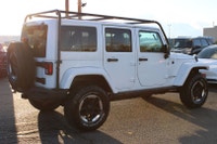 ACCIDENT FREE WELL MAINTAINED ONE OWNER Unleash your spirit of adventure with the 2018 Jeep Wrangler... (image 5)