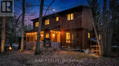 A GREAT OPPORTUNITY TO ACCESS ALL THE AMENITIES HURON WOODS HAS TO OFFER! With deeded beach access t...