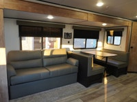 SALE PRICE: $31,800 **ASK US HOW TO RECEIVE A PRICE DISCOUNT WITH DEALER ARRANGED FINANCING O.A.C.**... (image 5)