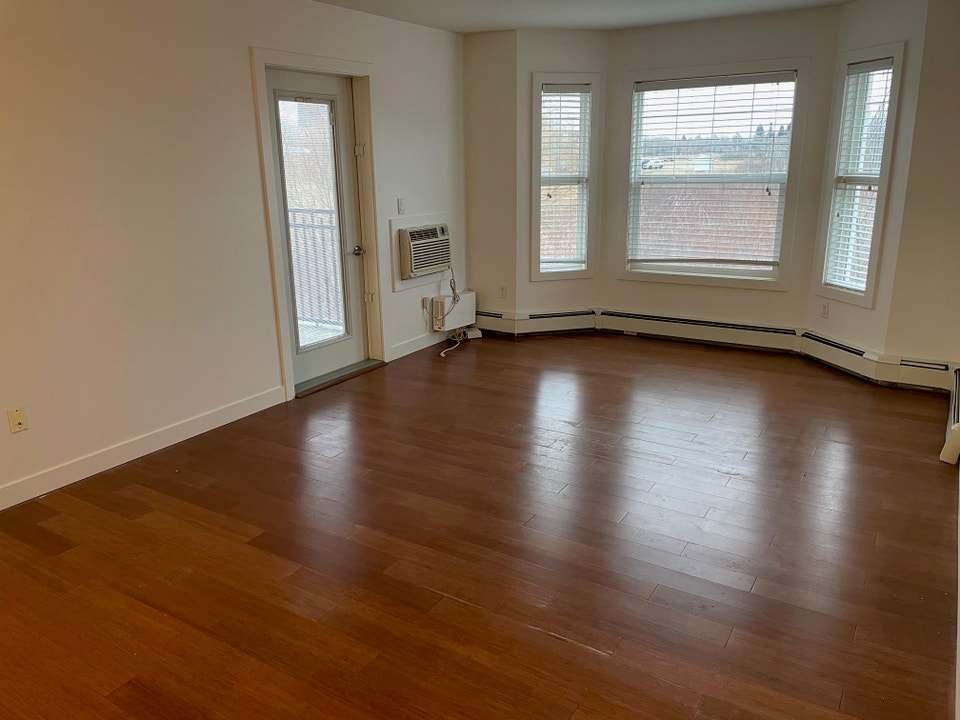 2 Bedroom in Stonebridge 3