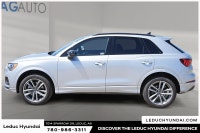 2022 Audi Q3 Komfort quattro Experience the Audi Q3 Komfort with only 61343 km on the odometer. Fini... (image 4)